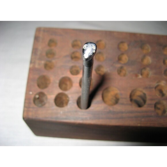 Vintage Craftool Co Leather Working Pear Shader Stamp Tool #P206 Circa 1960's - Picture 1 of 2